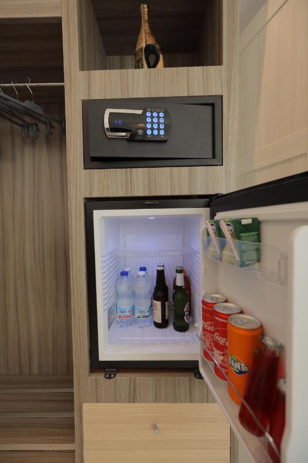 那不勒斯套房酒店 外观 照片